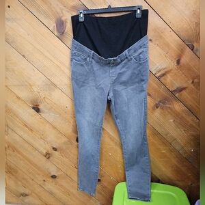 NWOT GAP maternity jeans 16L